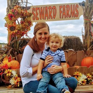 Meet your Posher, Hillary